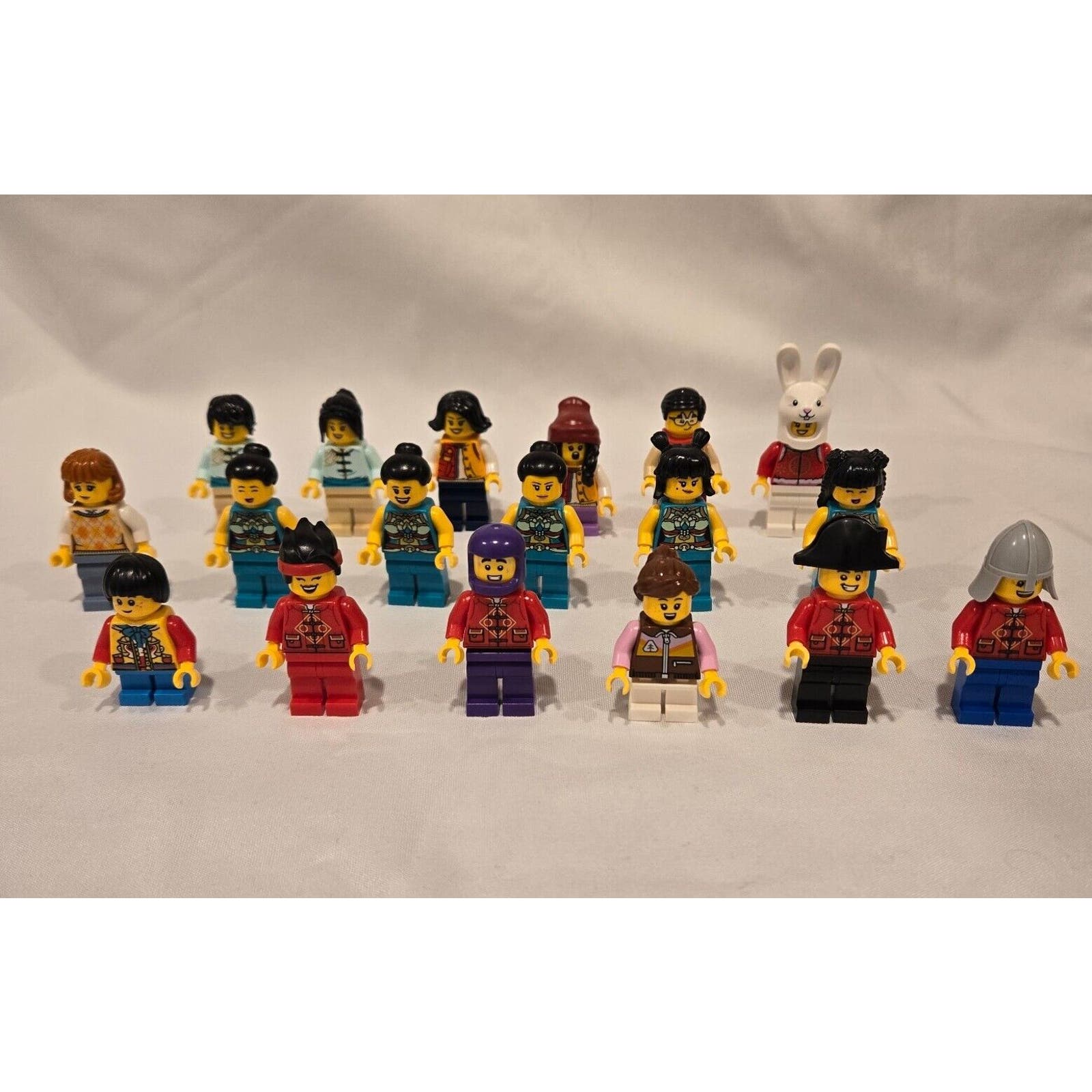 LEGO Lunar New Year Minifigures lot Of 18 From Set 80111