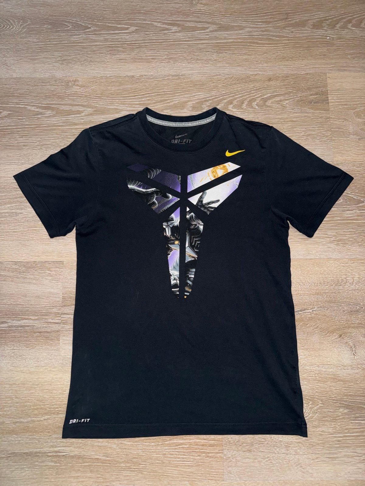 Nike Kobe Bryant Mamba tee shirt