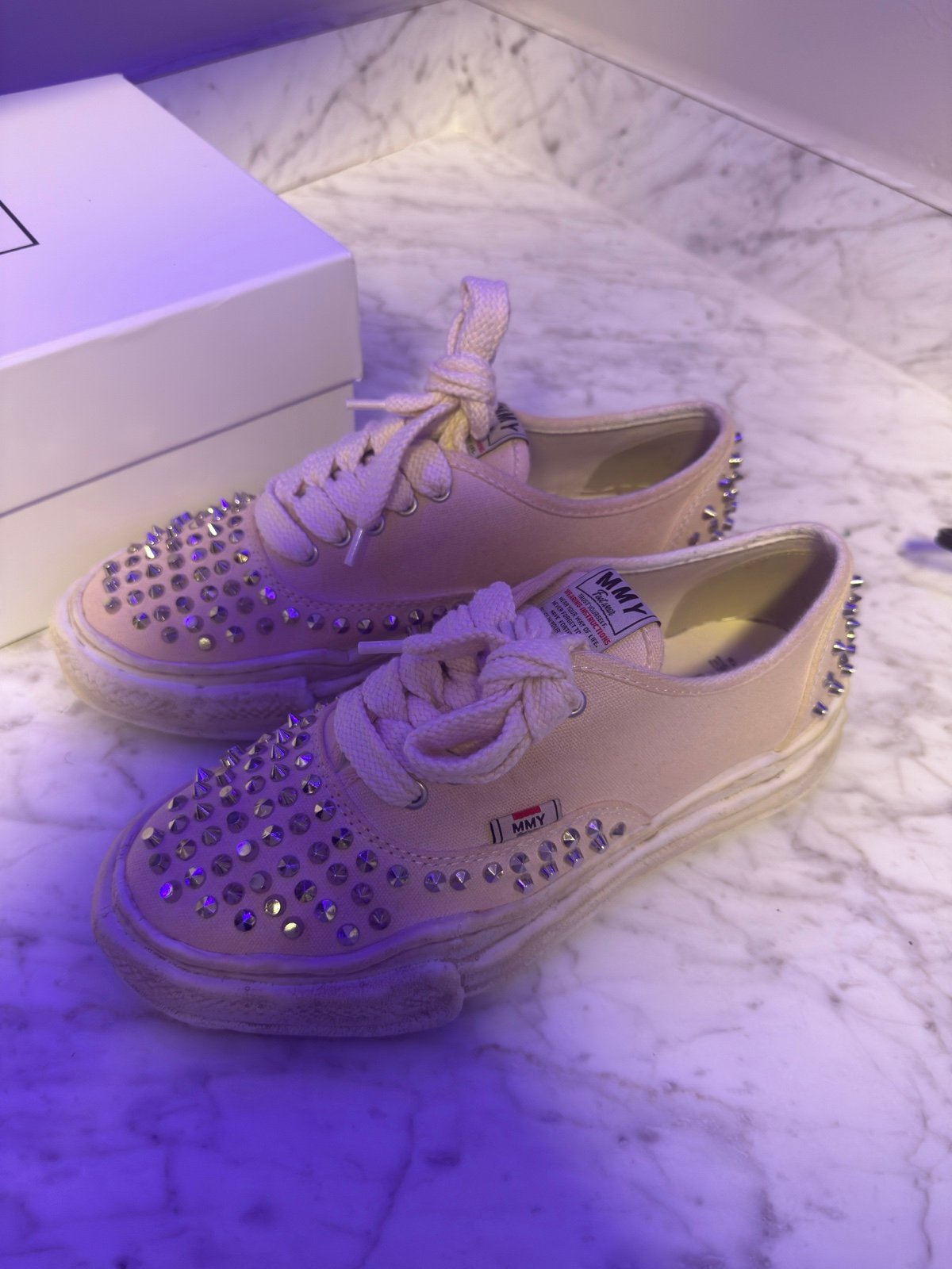 Maison Mihara Studded Baker Low Cream