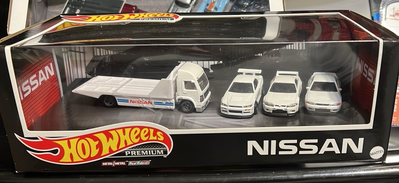 Hot Wheels Nissan skyline Premium set