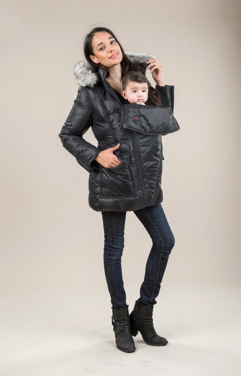 The M Coat - in black