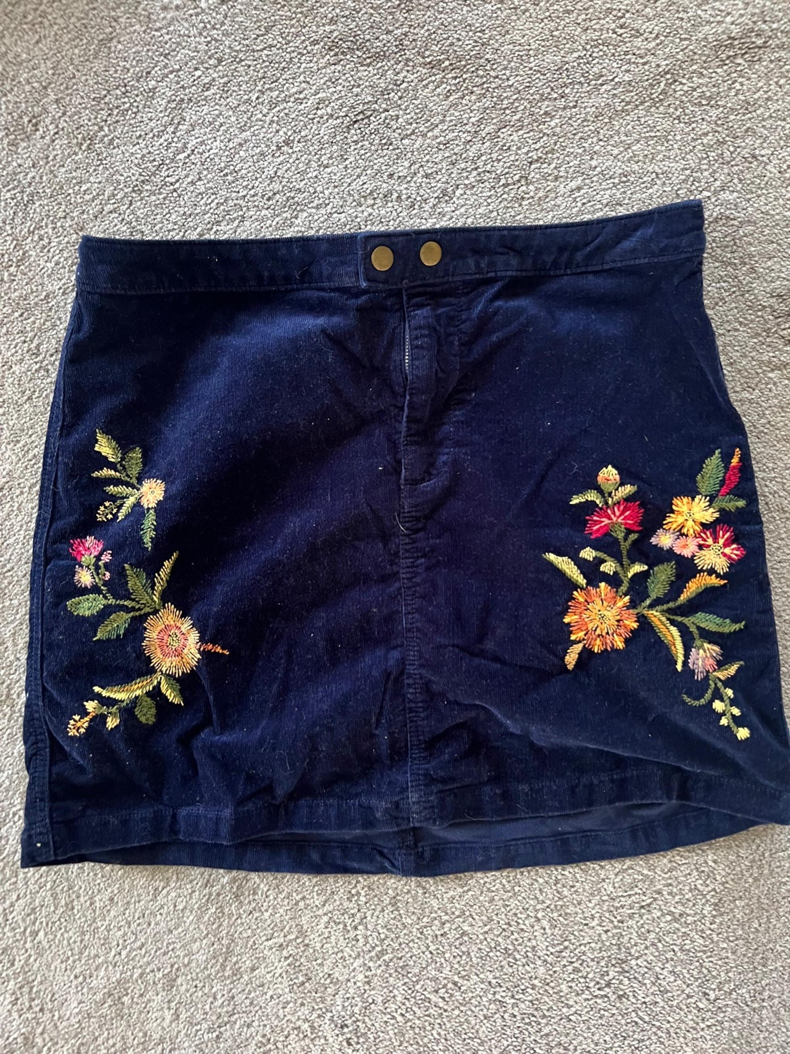 Floral corduroy skirt
