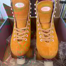 VNLA Skates size 8 1/2 women’s