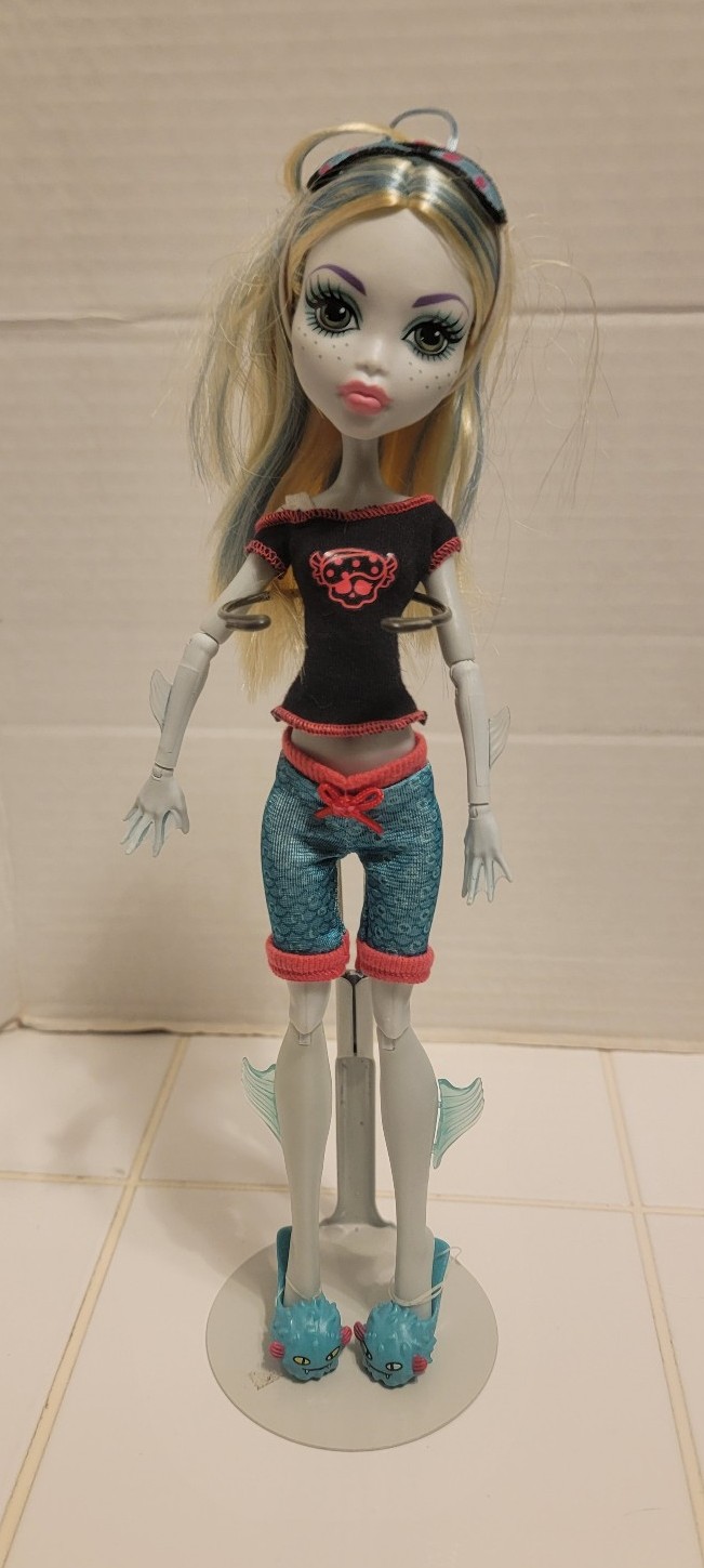Monster High Lagoona Blue- Died Tired