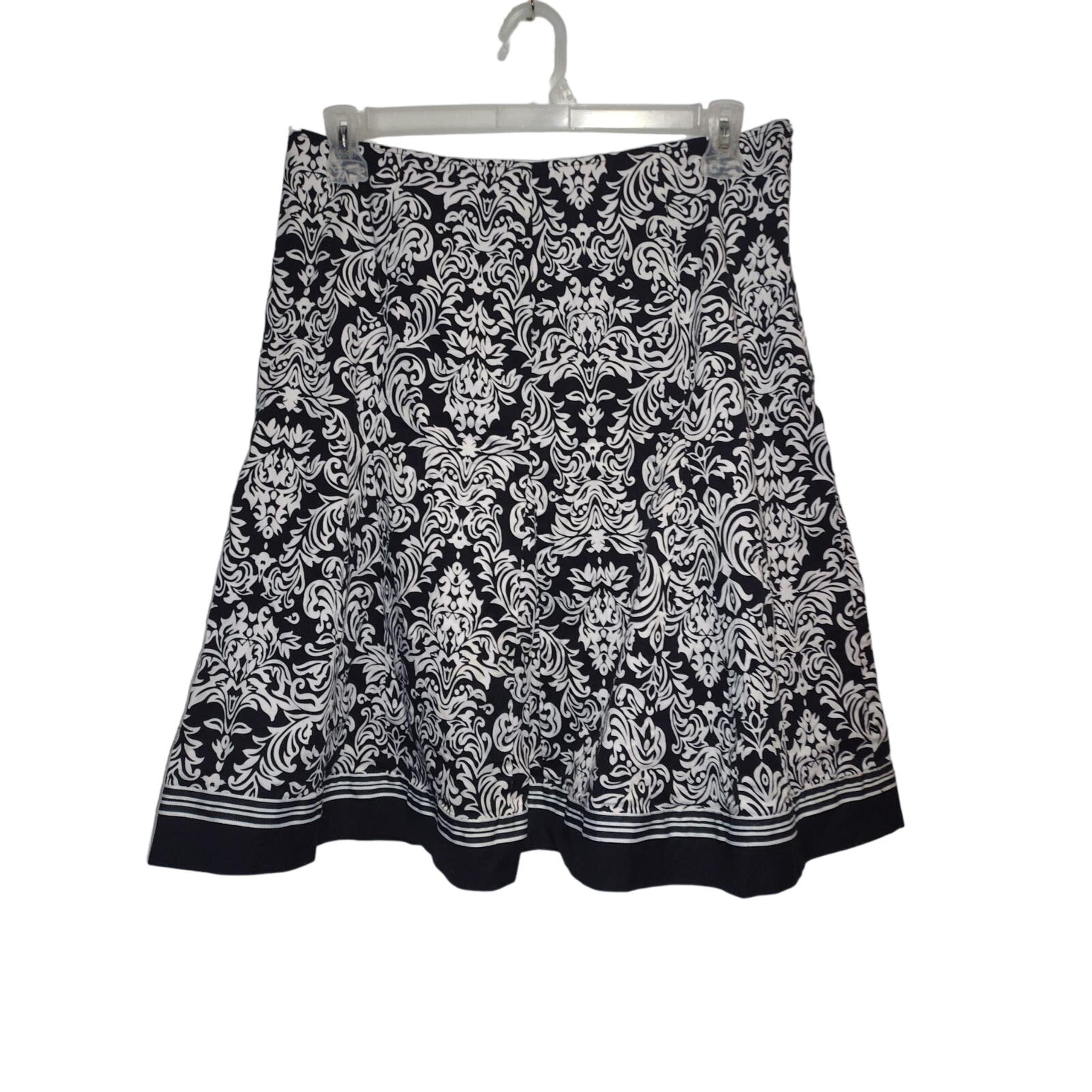 Robbie Bee Women's Skirt Size 16 (XL)