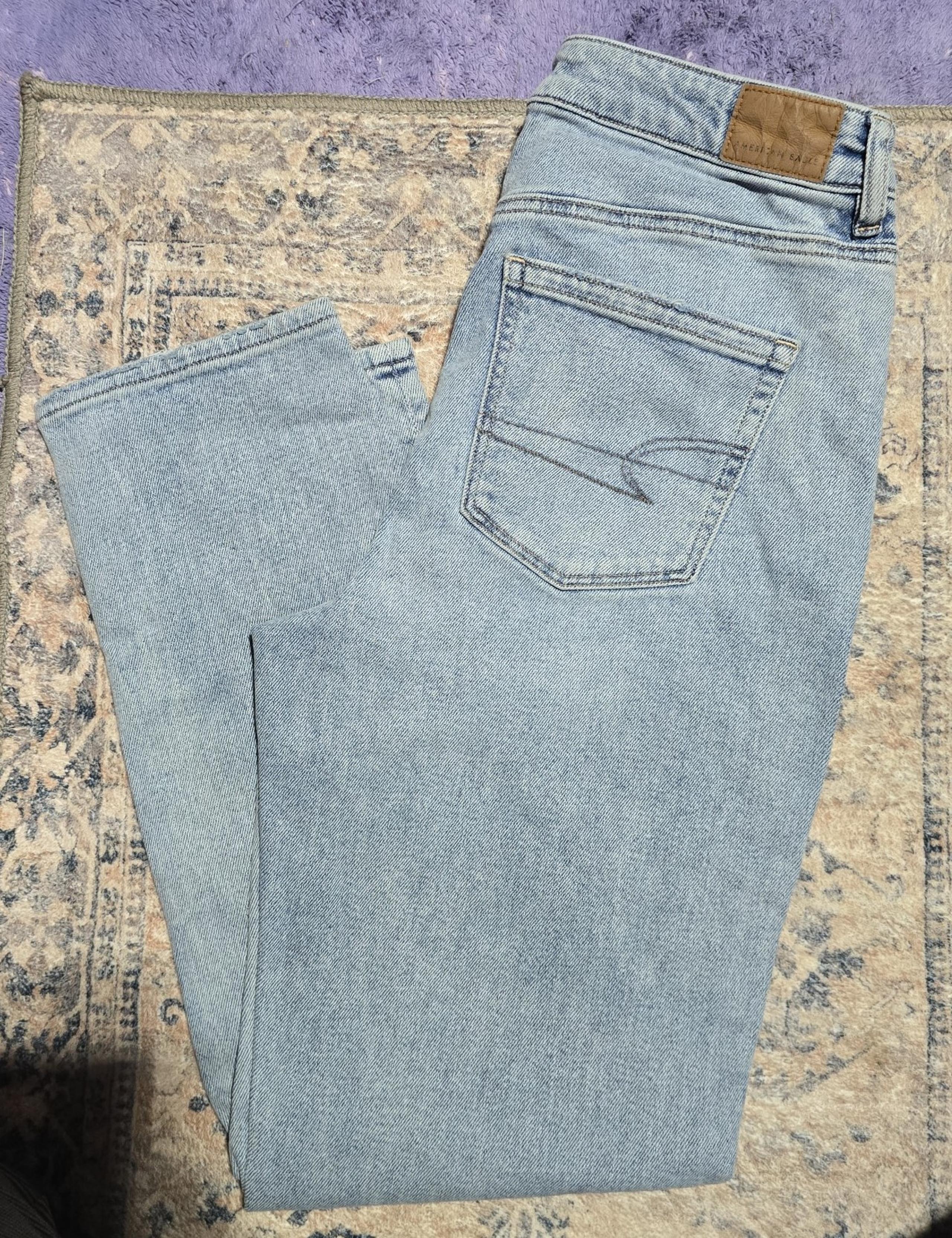 American Eagle Relaxed Boyfriend Jeans