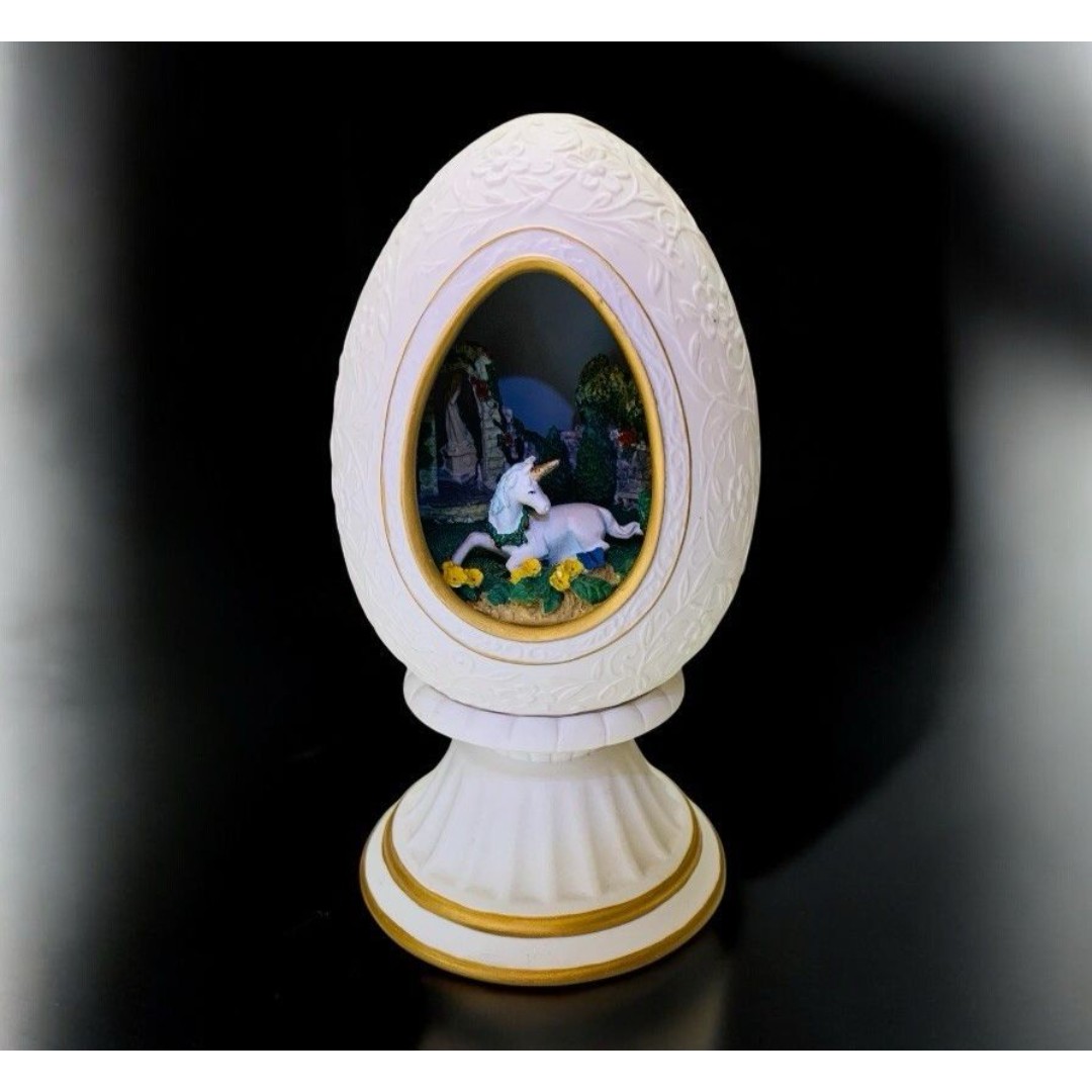 Franklin Mint 1987 The Enchanted Garden Of Romance Unicorn Ceramic Egg