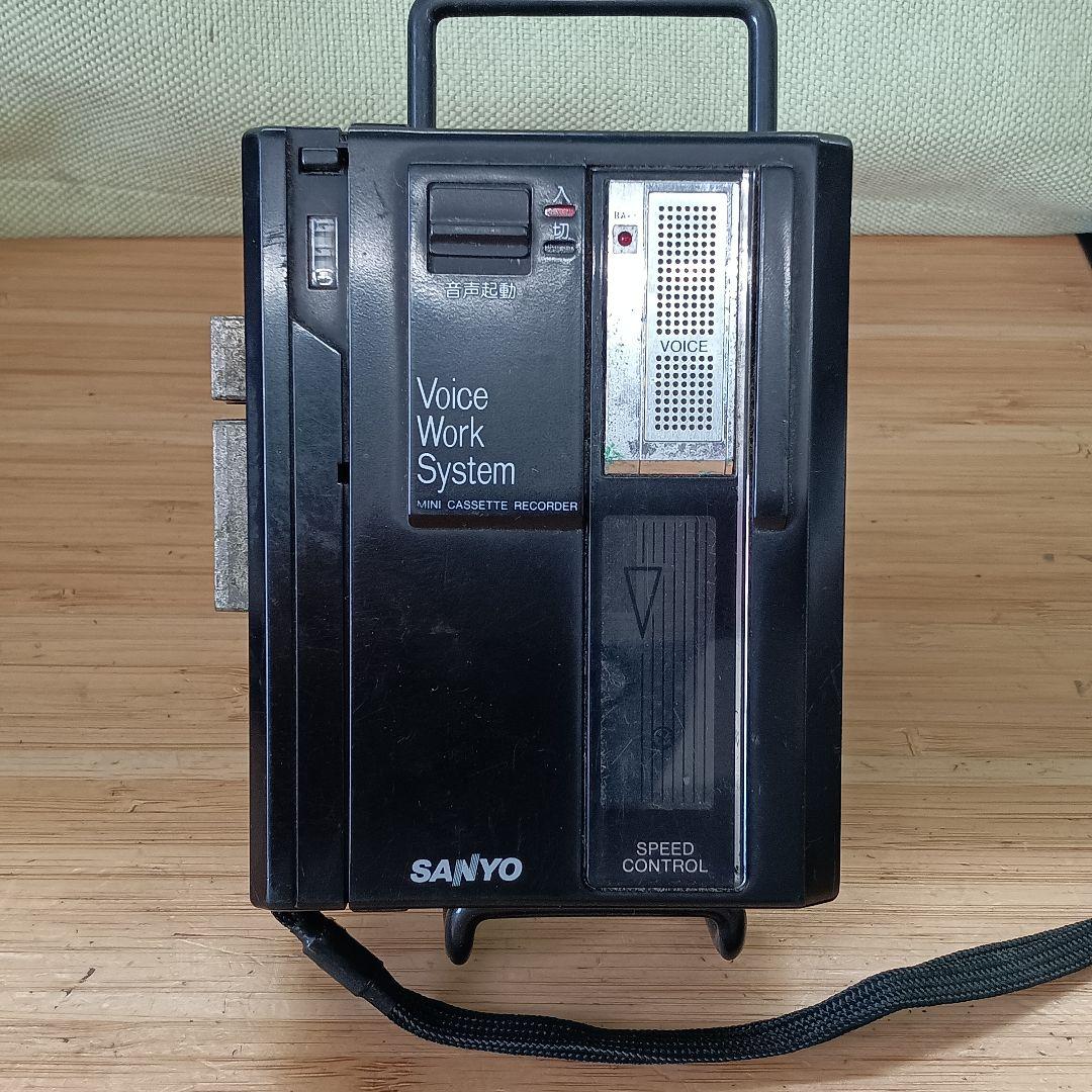 《TA1518》SANYO Portable Cassette Recorder【MR-55】Working Condition