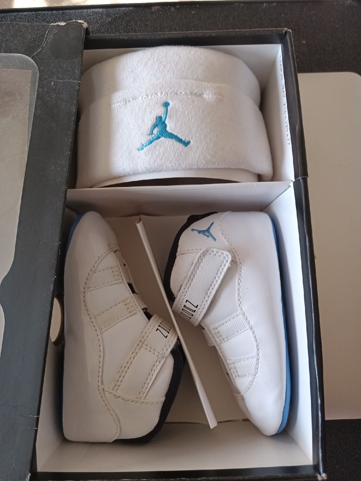 Jordan retro 11 size 3c