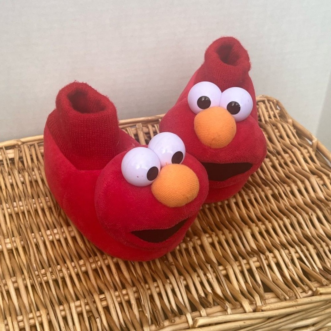 Elmo shoes size 7 hot sale