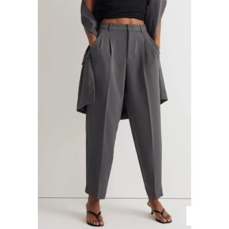 Madewell Pleated Tapered-Leg Pants in Easygoing Crepe 90s Grey sz 14