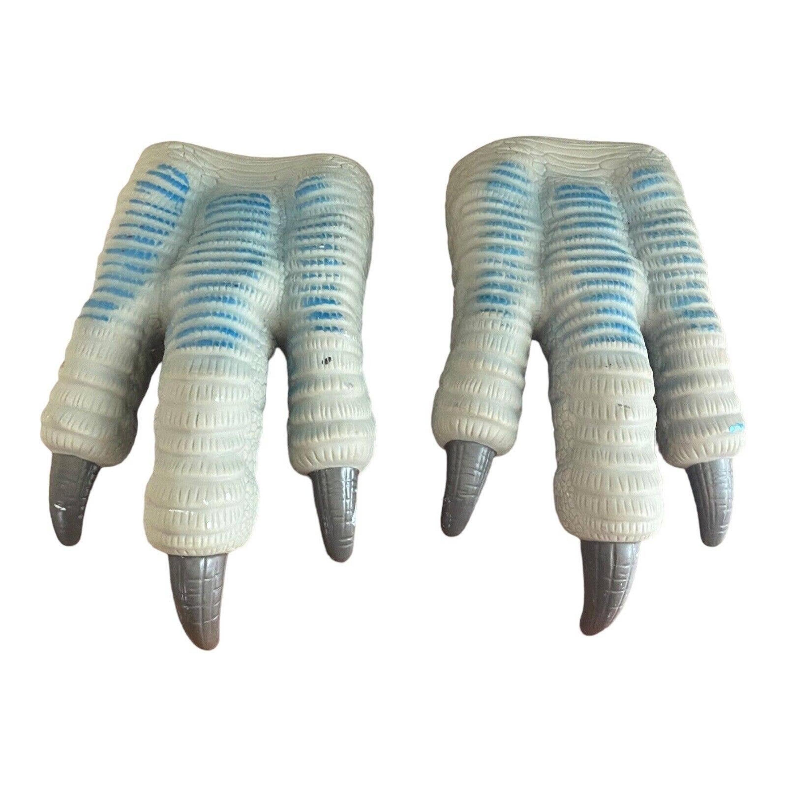 Mattel 2017 Jurassic World Velociraptor Rubber Claws Costume Glove Toy Pair