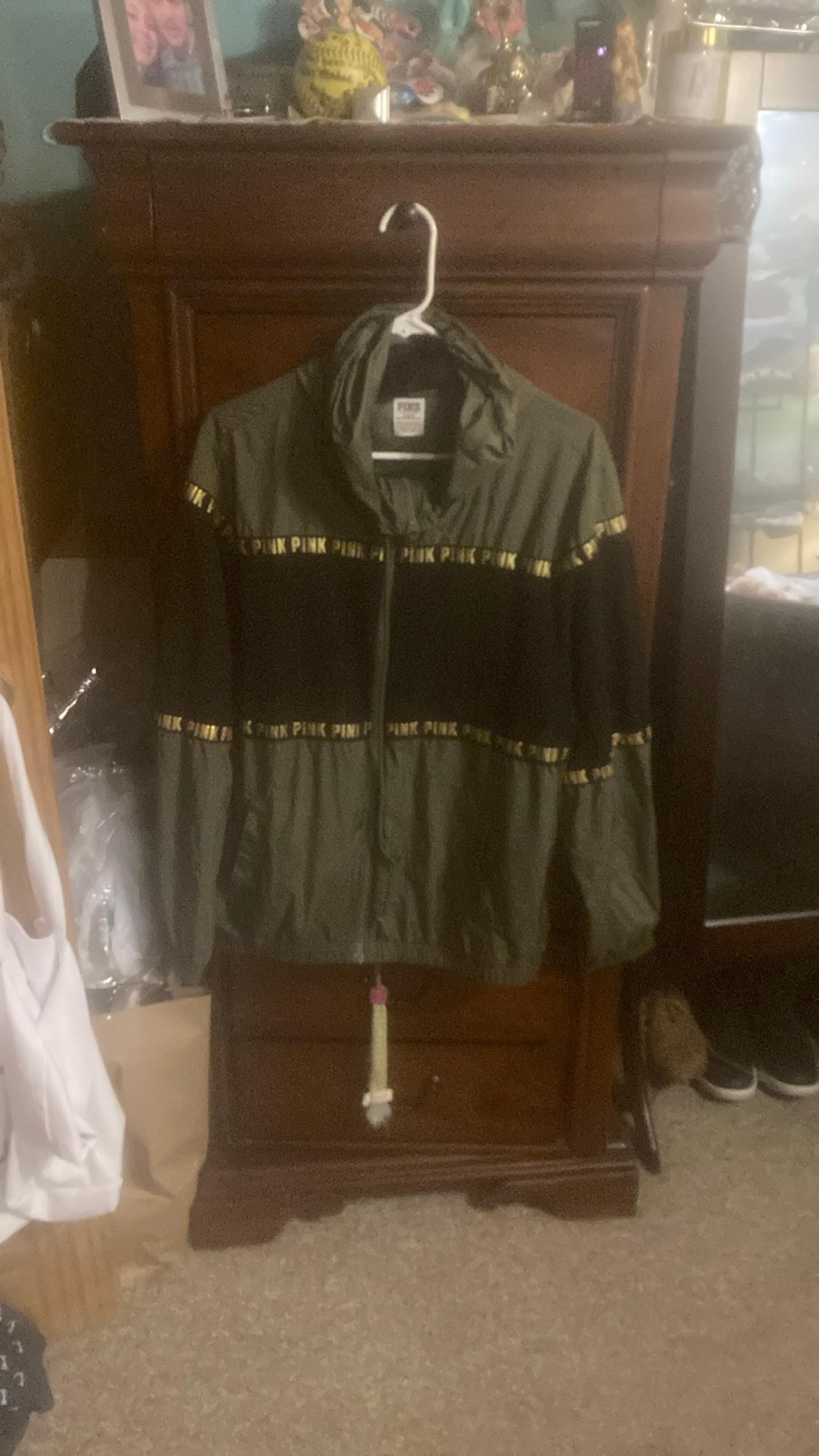 EUC Victoria’s Secret Pink Mesh Windbreaker