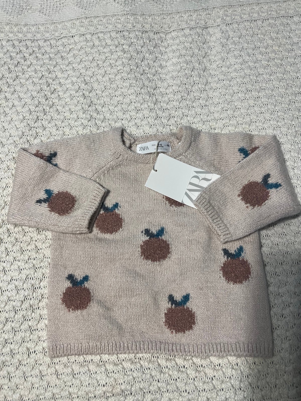 zara new sweater sz 3-6 m