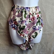VICTORIA'S SECRET GOLD LABEL Shorts