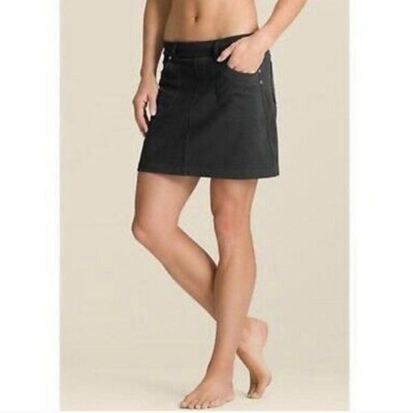 Athleta Denim Bettona Classic Skort sz XS
