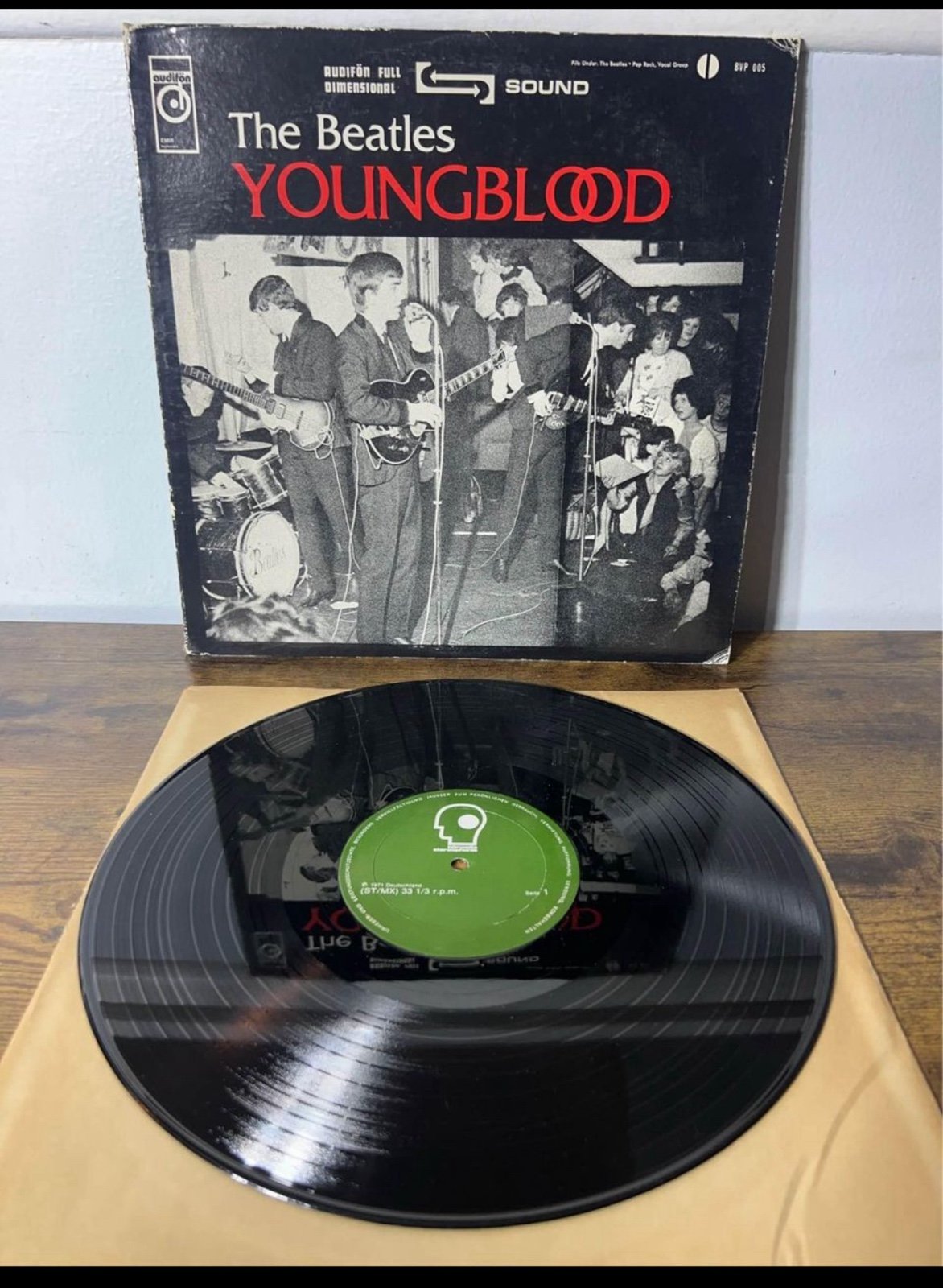 the beatles youngbloods vinyl record 12” rare