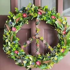 18 Wildflower and Greenery Peace Sign