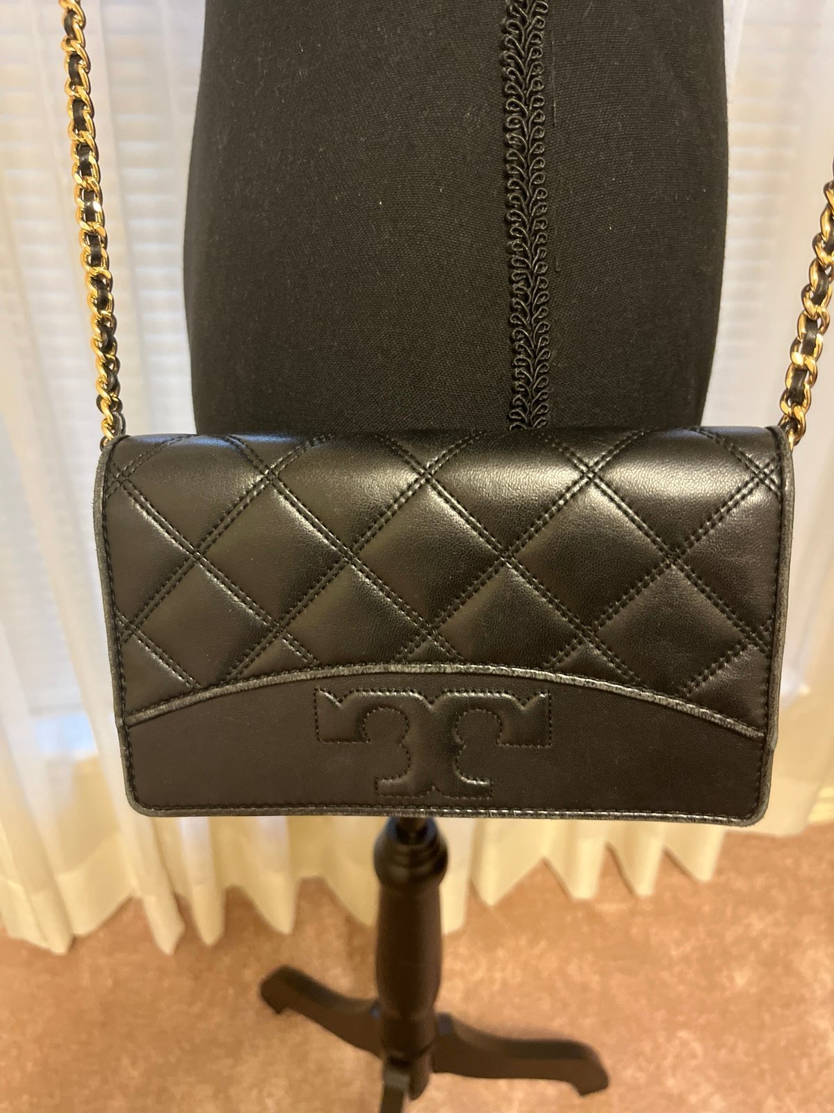 Tory Burch Wallet Crossbody Bag in Black