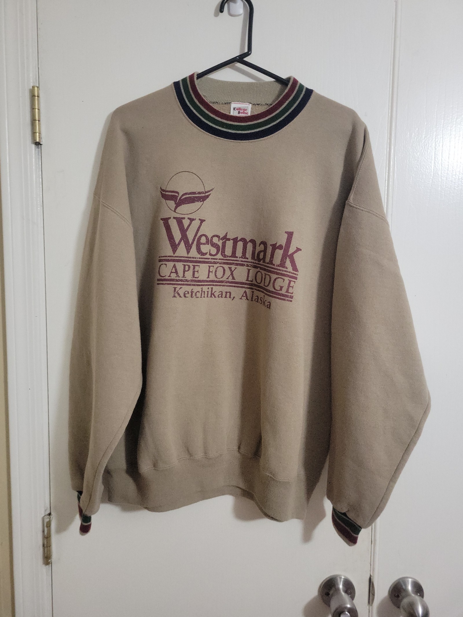 Vintage mens XL Westmark Cape Fox Lodge
