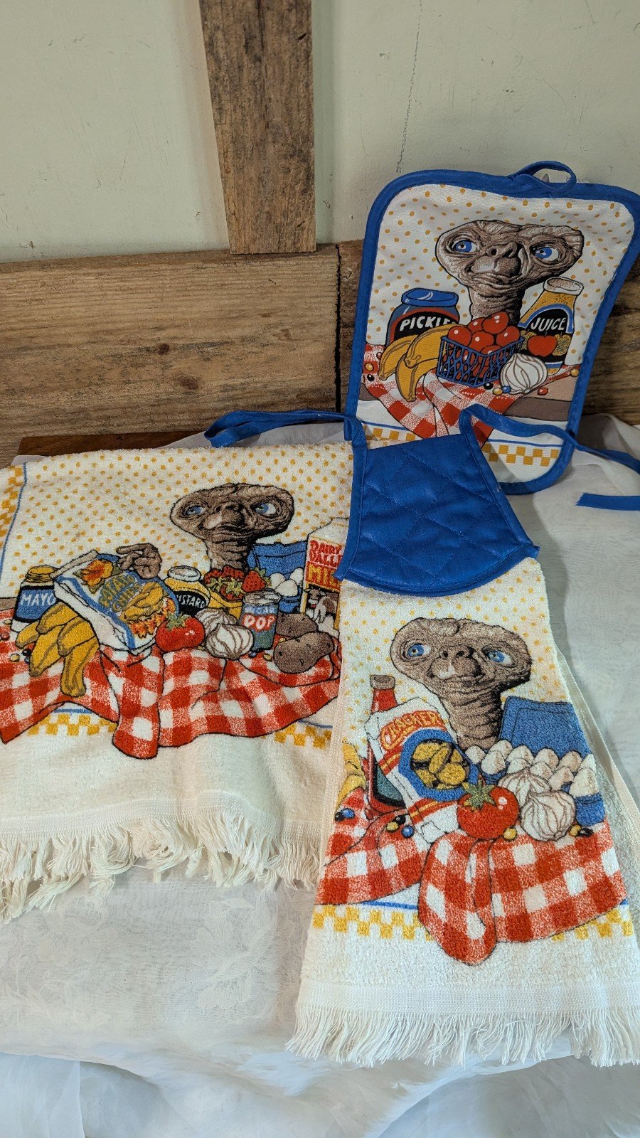 Vintage 1980s E.T. Extra Terrestrial Set Kitchen Dish Cloths Towel Home Decor