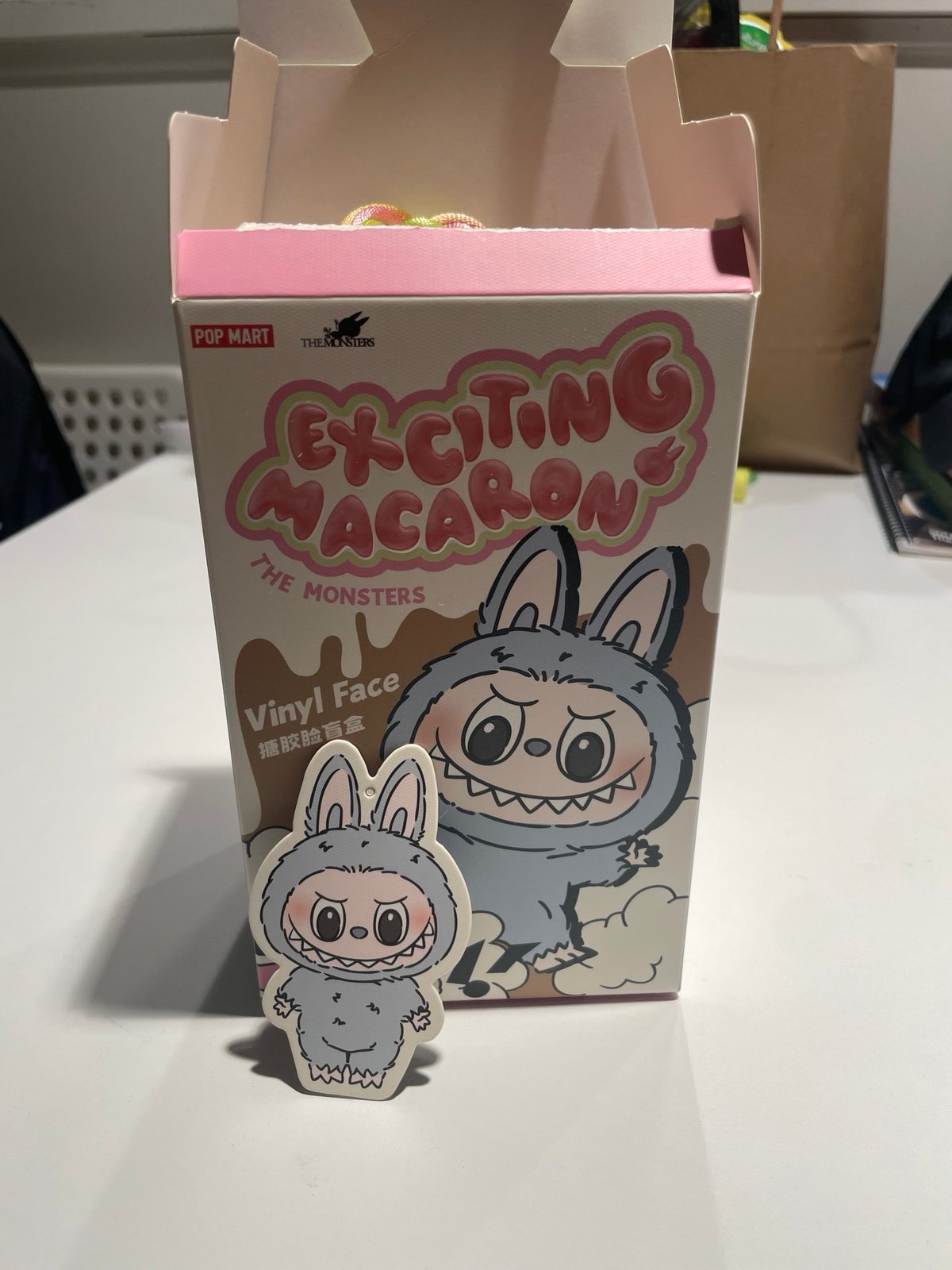 THE MONSTERS - Exciting Macaron Vinyl Face Blind Box 
[Sea Salt Coconut]