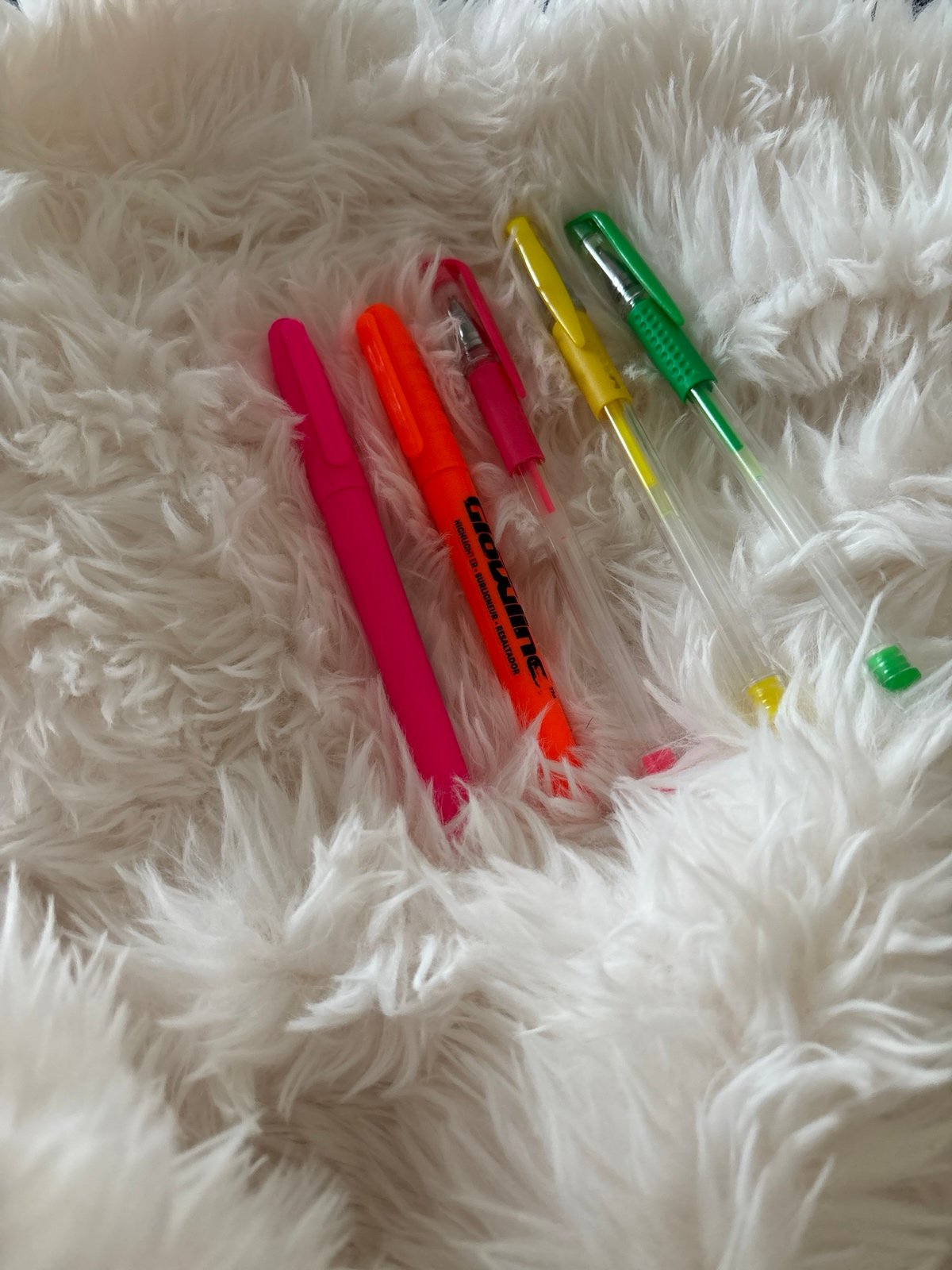 gel pens