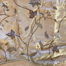 Window valance