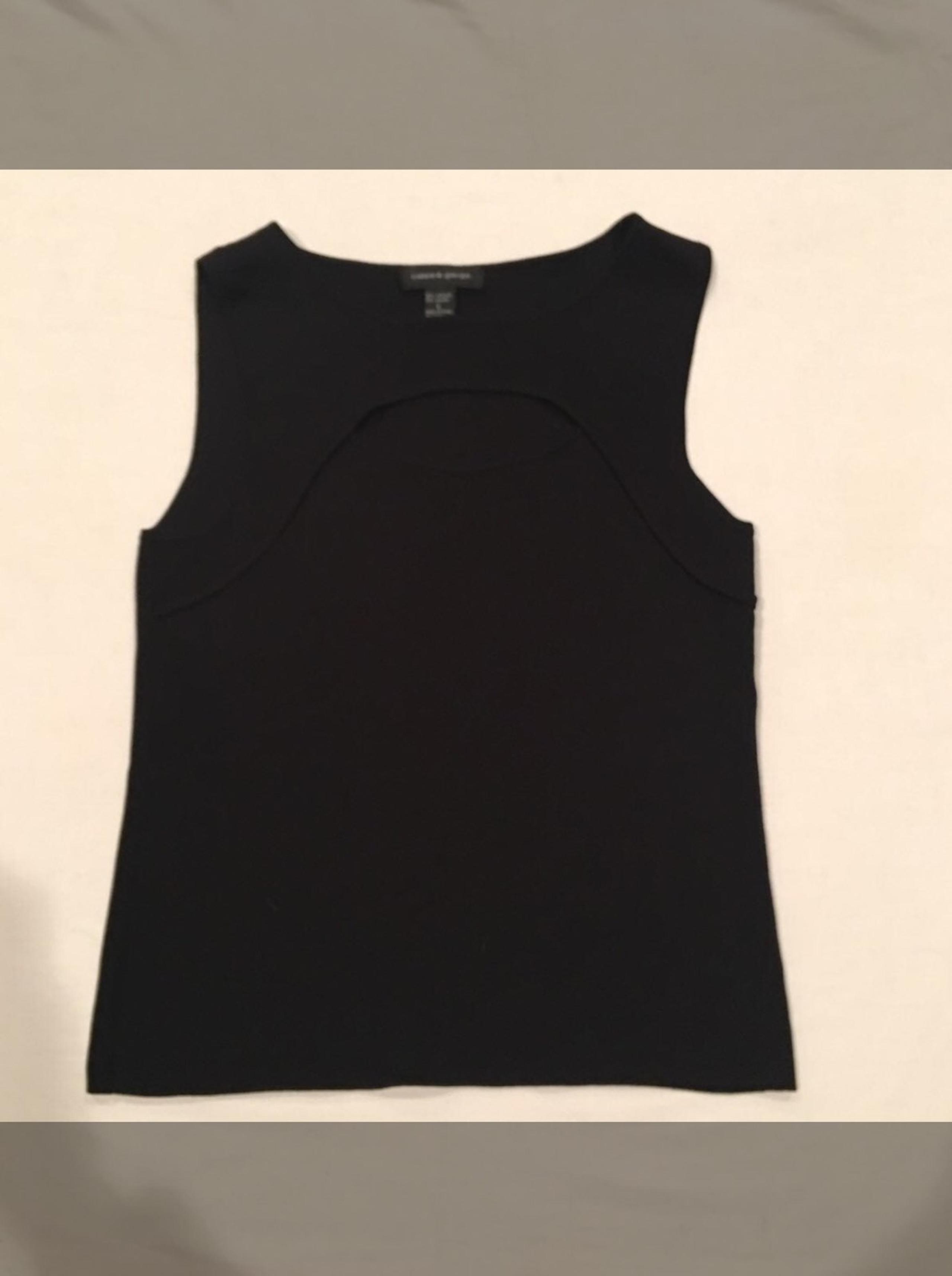 Black Sleeveless Top With Keyhole Cutout