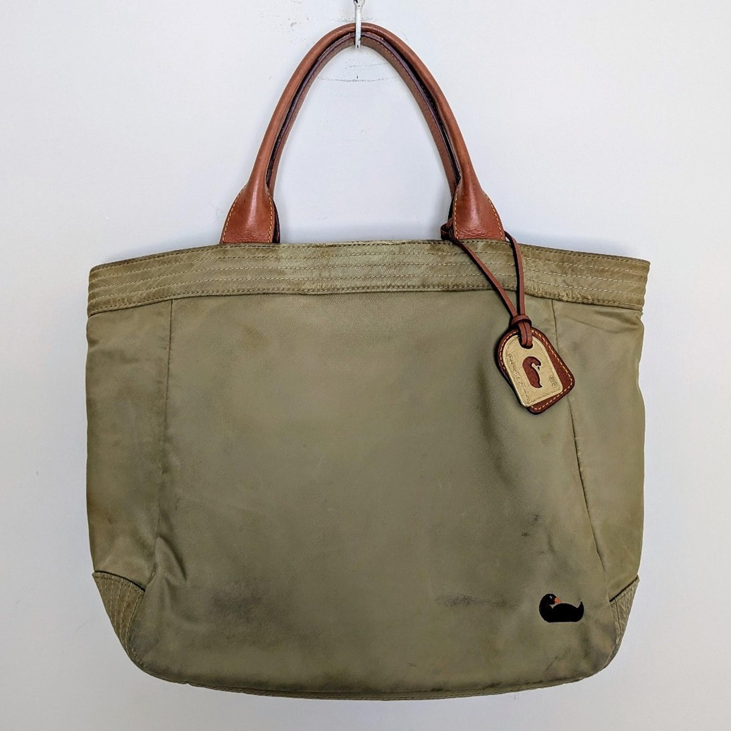 【FREE SHIPPING】Dooney & Bourke Tote Bag