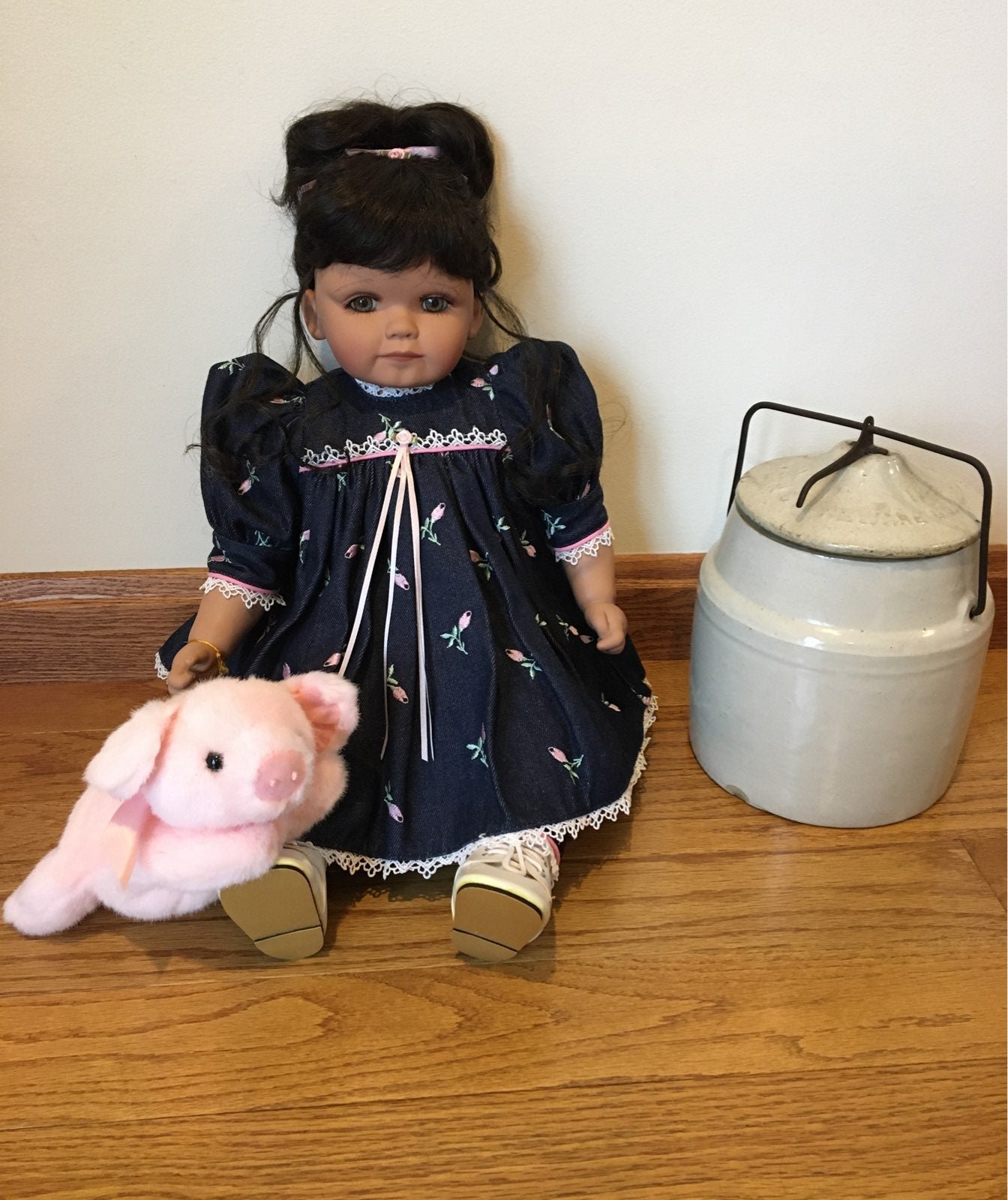 Lloyd Middleton Felicia Doll with friend