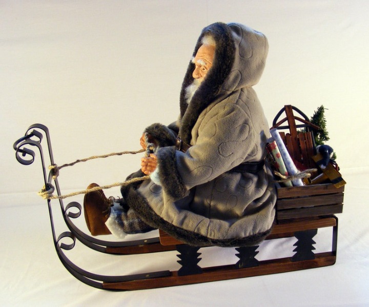 Santa Claus Sleigh Statue