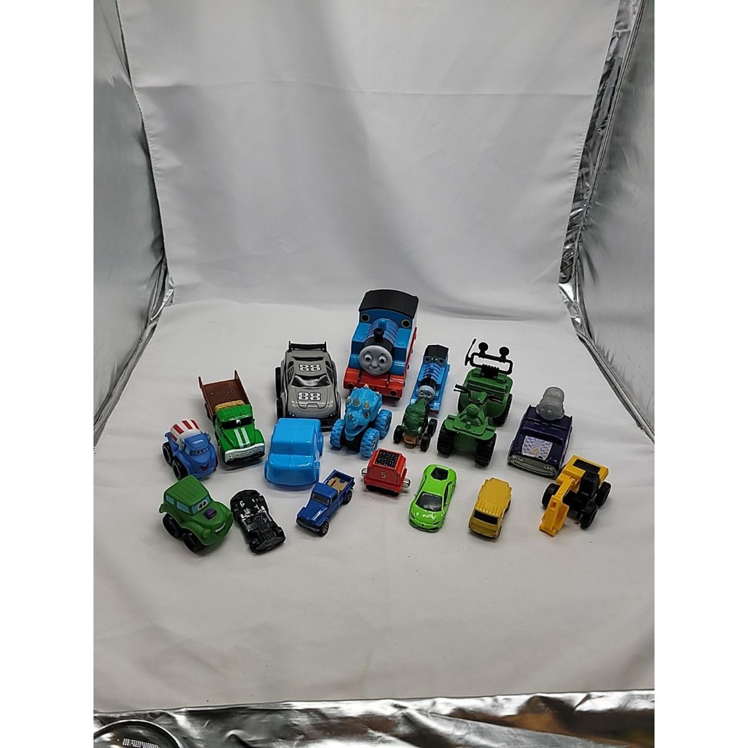 Lot of 17 Vintage Toy Vehicles Metal Plastic Thomas The Train Cars Trucks More
