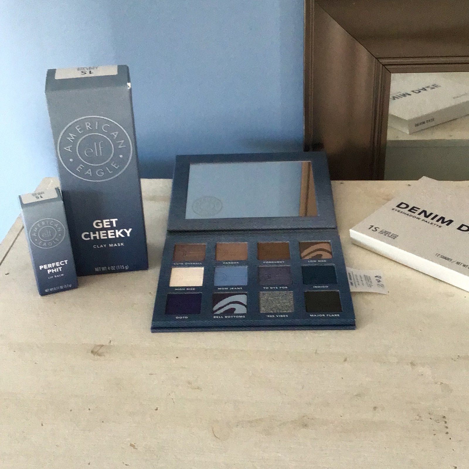 E.L.f. American Eagle set of 3 : eyeshadow, ph lip balm and clay mask New In Box