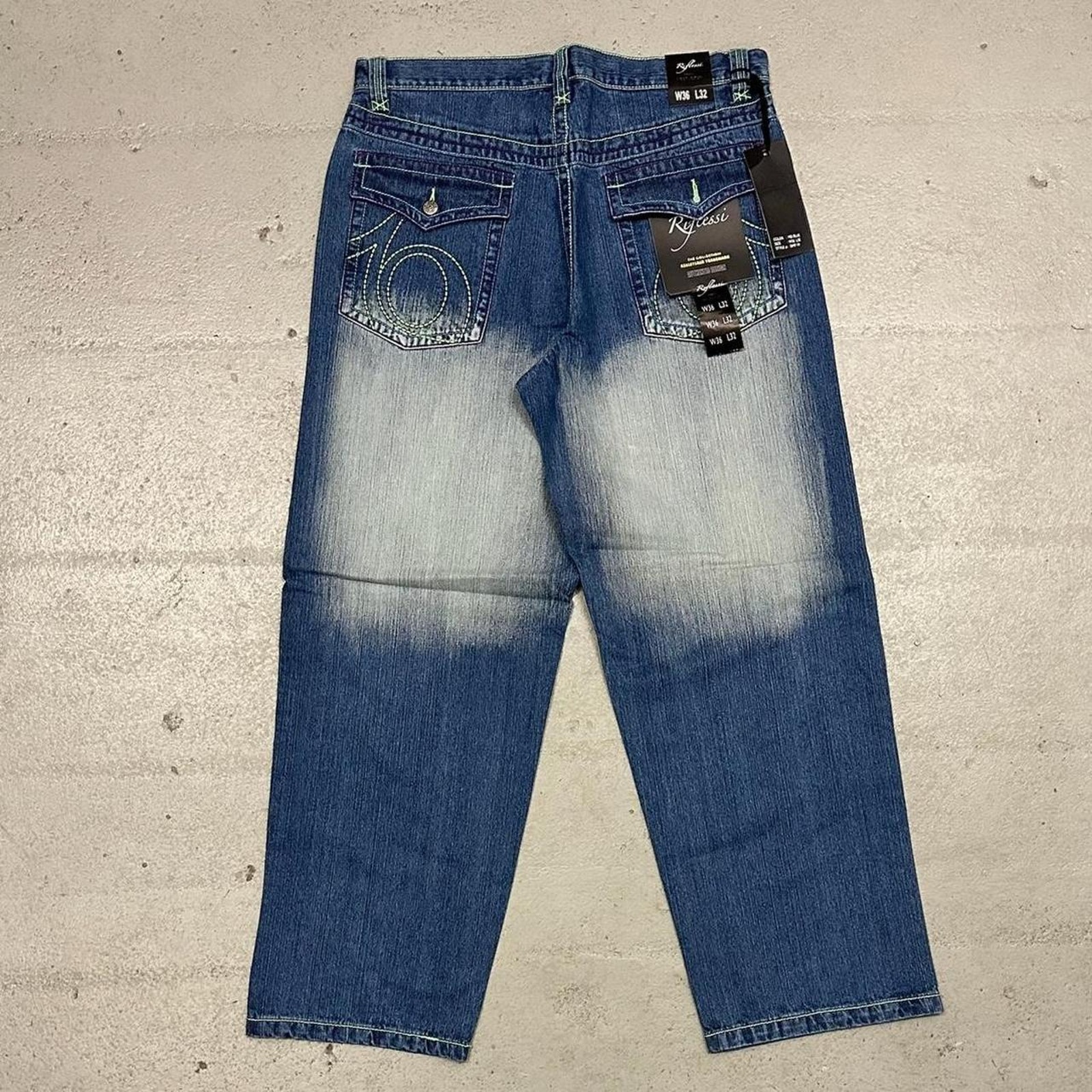 Vintage baggy y2k riflessi faded blue skater unique embroidered design denim