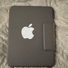 iPad Pro 1st generation keyboard case