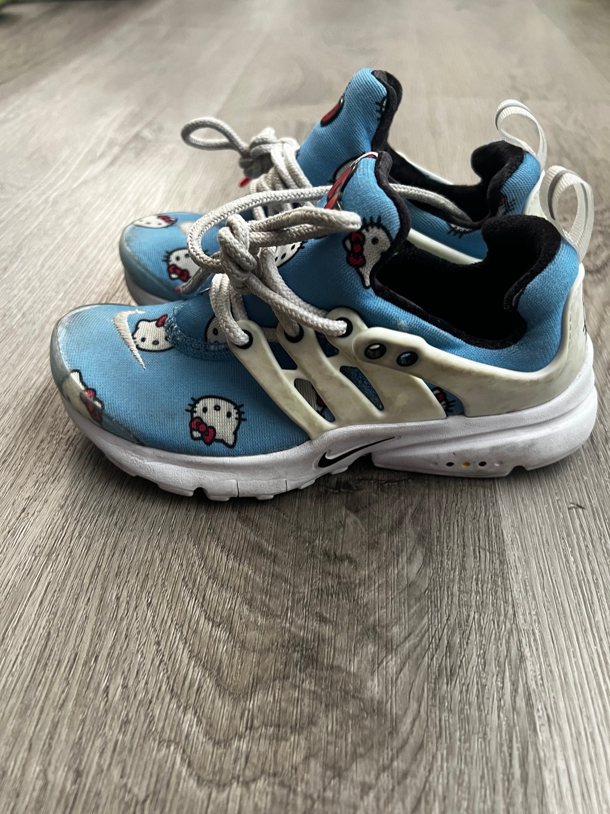 Hello Kitty X Presto size 12C