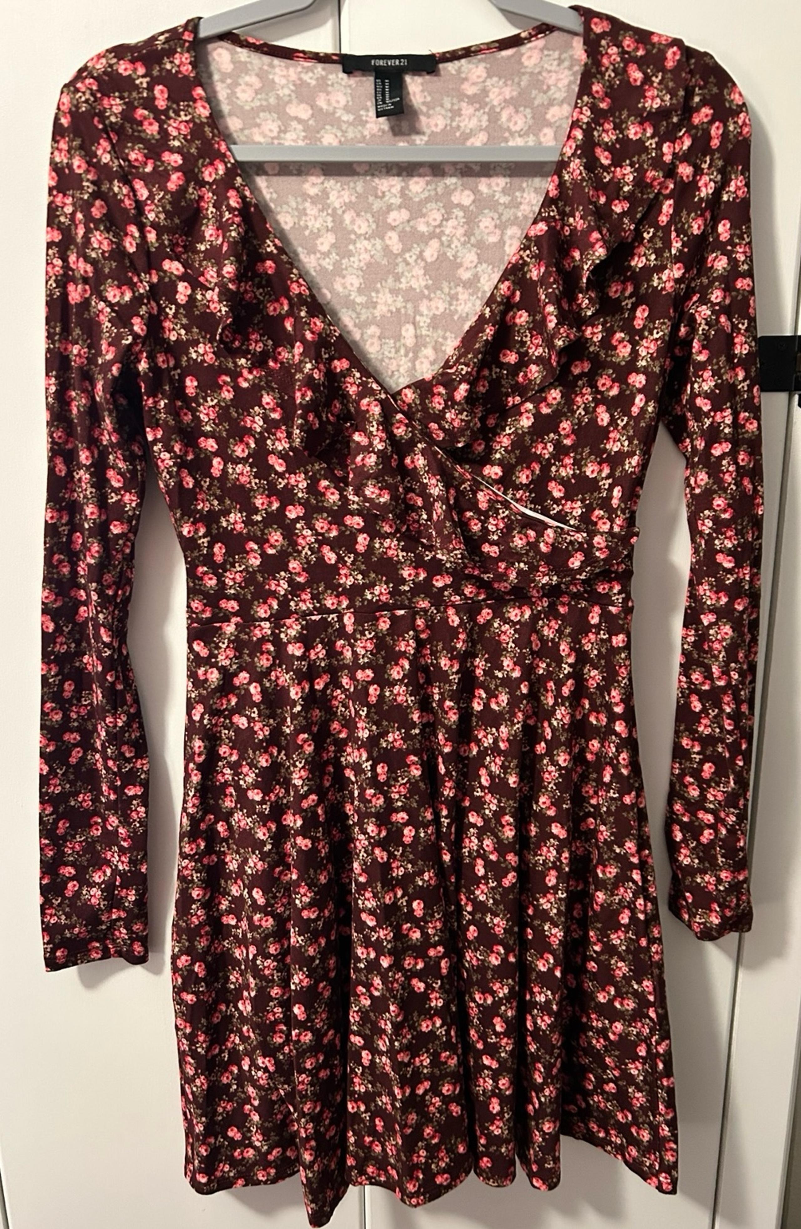 Red Floral Rue 21 Size M Dress