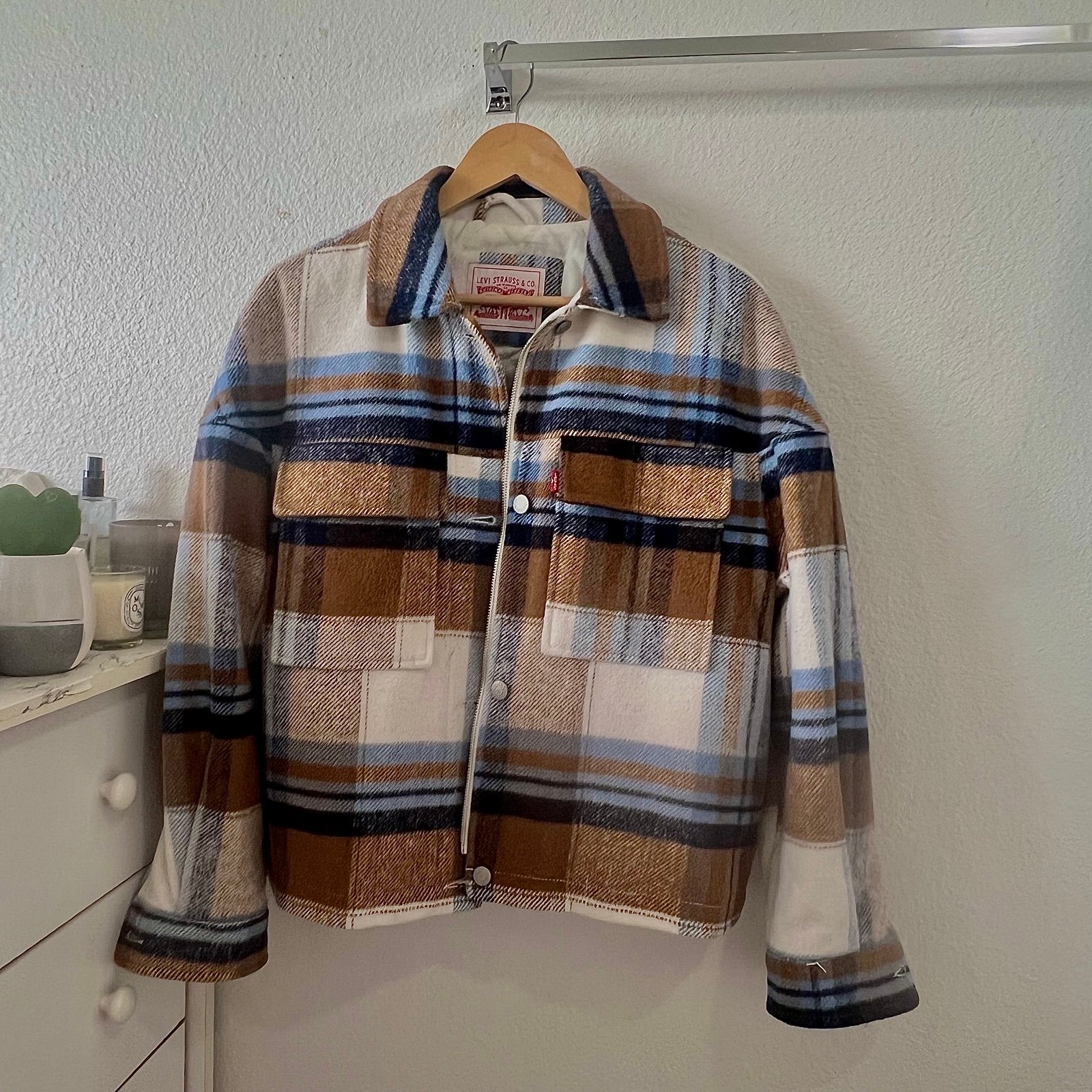 Levi's Women's Wool Blend Cropped Shorty Shirt Jacket Shacket Size S