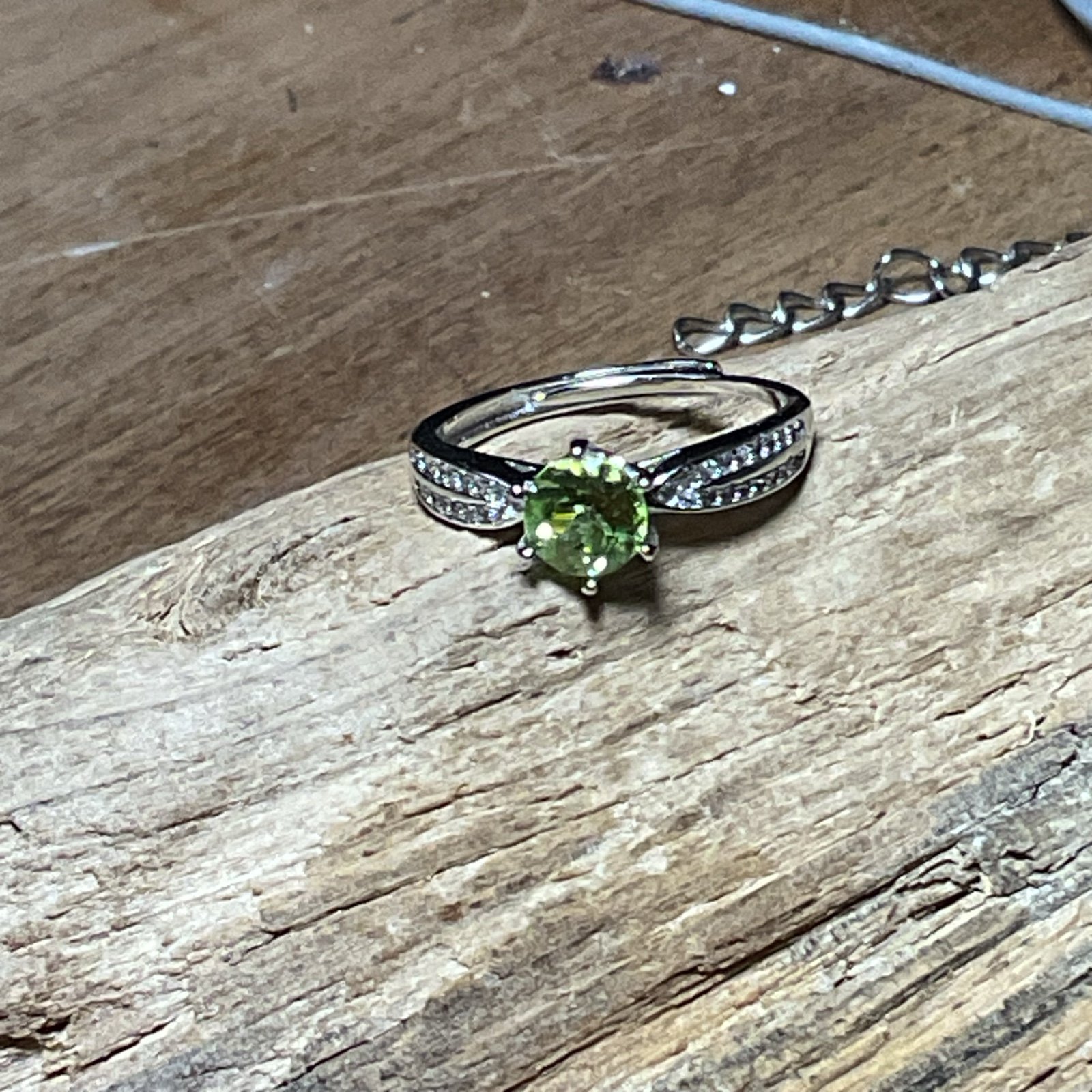 Classic Cut Peridot .925 Silver Ring