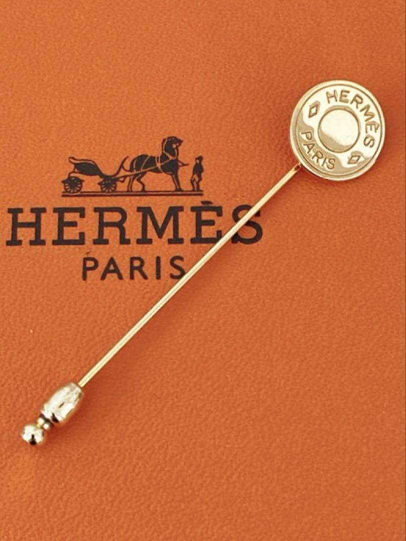 Excellent Condition HERMES Hermes Sertie Pin Brooch Pin Badge Gold with Box