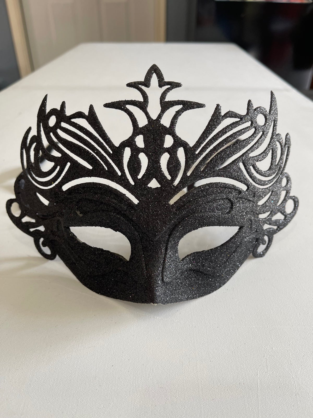 10 Masquerade Masks/Lot