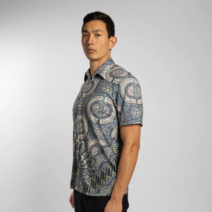 Luxury Performance Batik Shirt for Mens