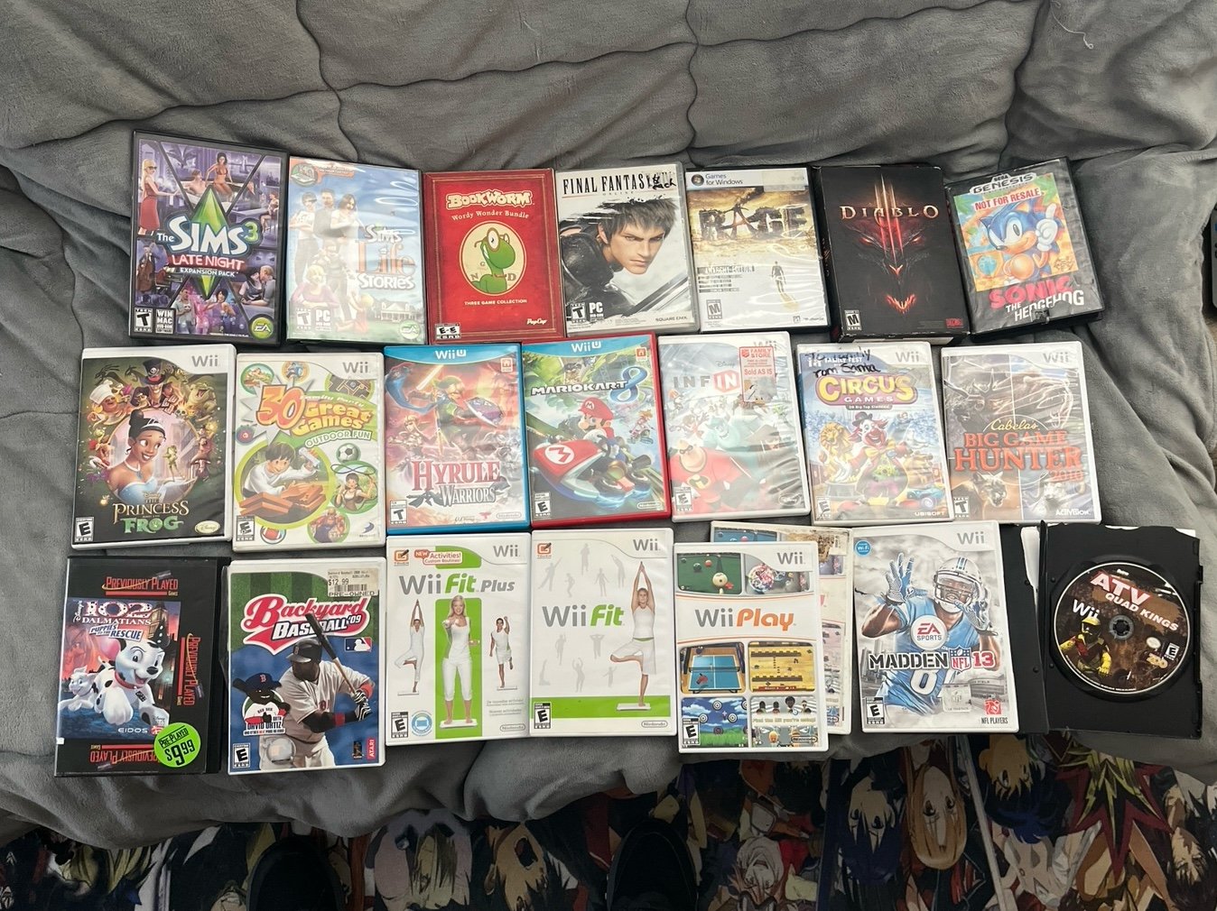 Wii WiiU Sega genesis PC GameCube Nintendo ds ps1 lot