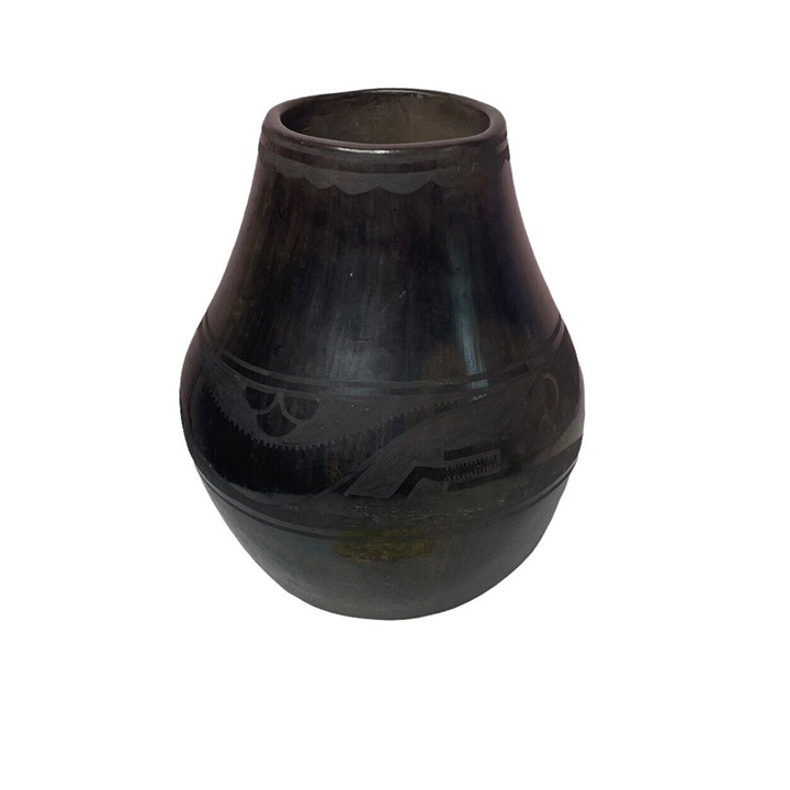 Susanna Martinez Black On Black Pottery Vase Dragon San Ildefonso Pueblo 8.5”