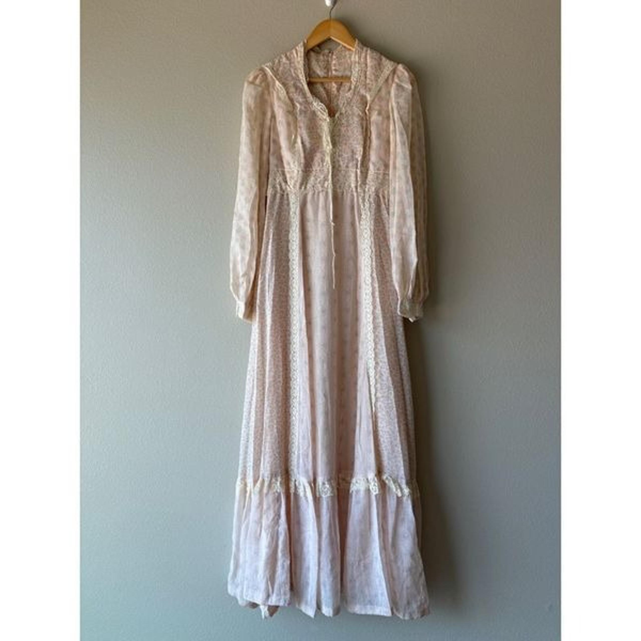 Vintage 60s 70s peasant prairie floral maxi dress - Zum Zum