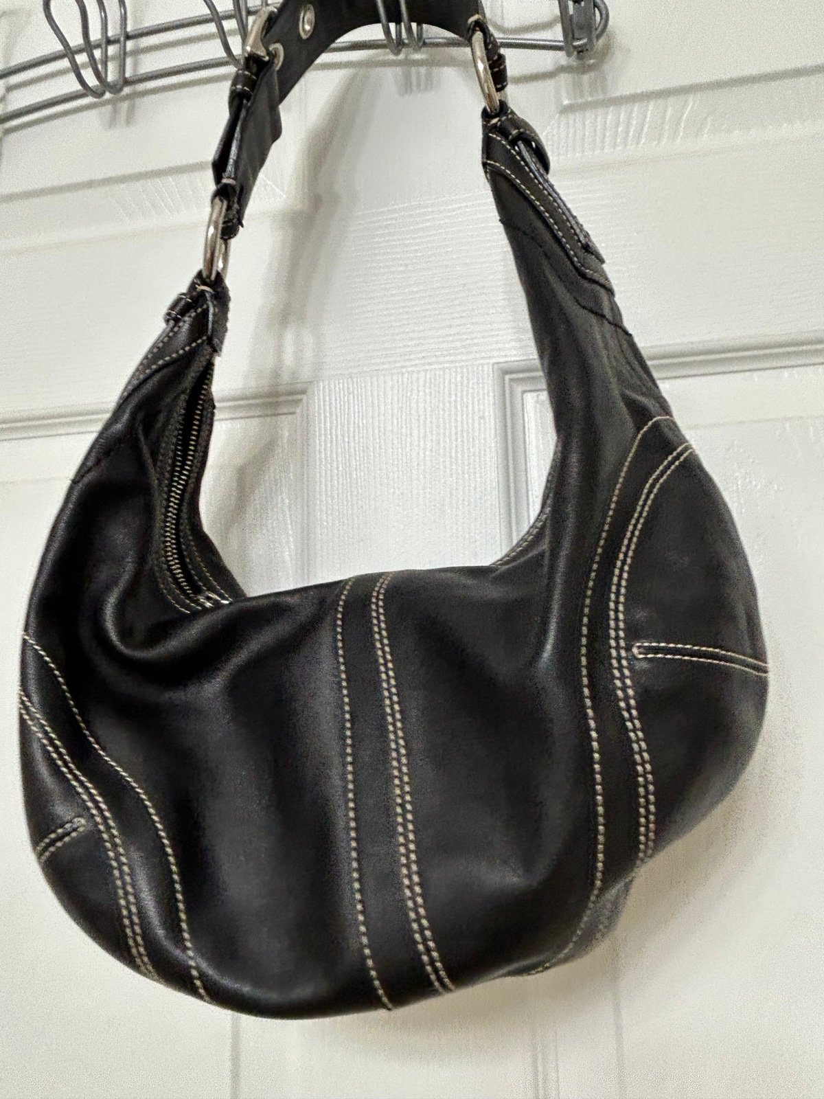 Coach Hobo Crescent Black Leather Shoulder Bag.