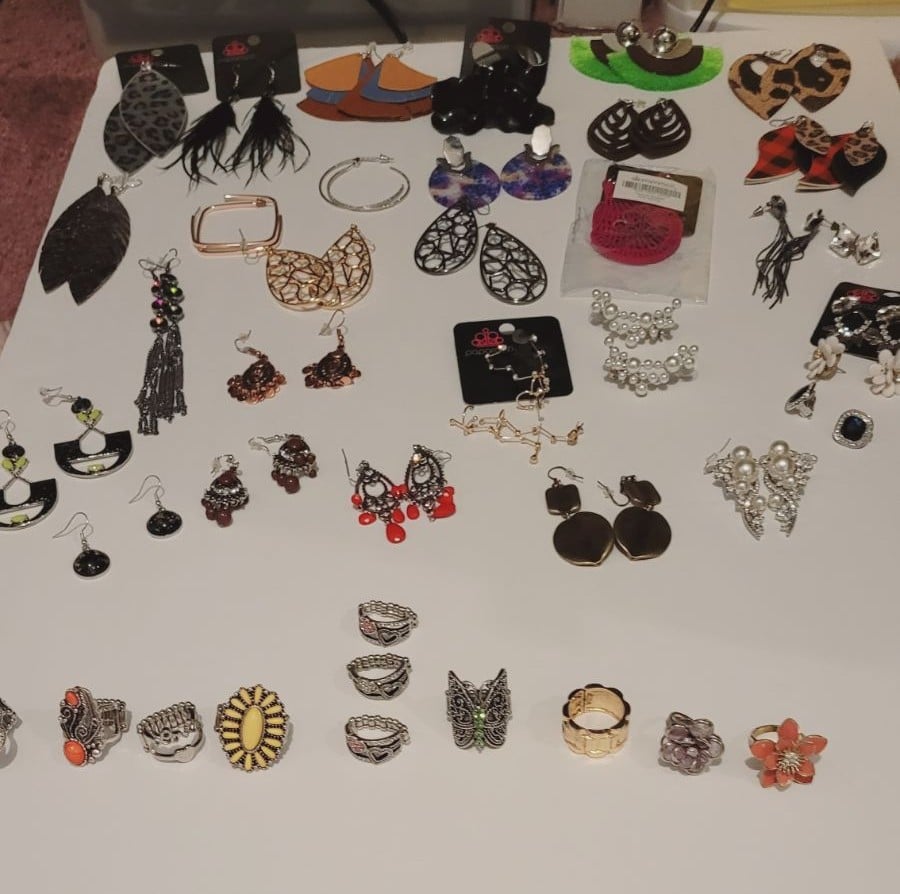 Lot of Paparazzi Jewelry, necklaces, rings, bracelets