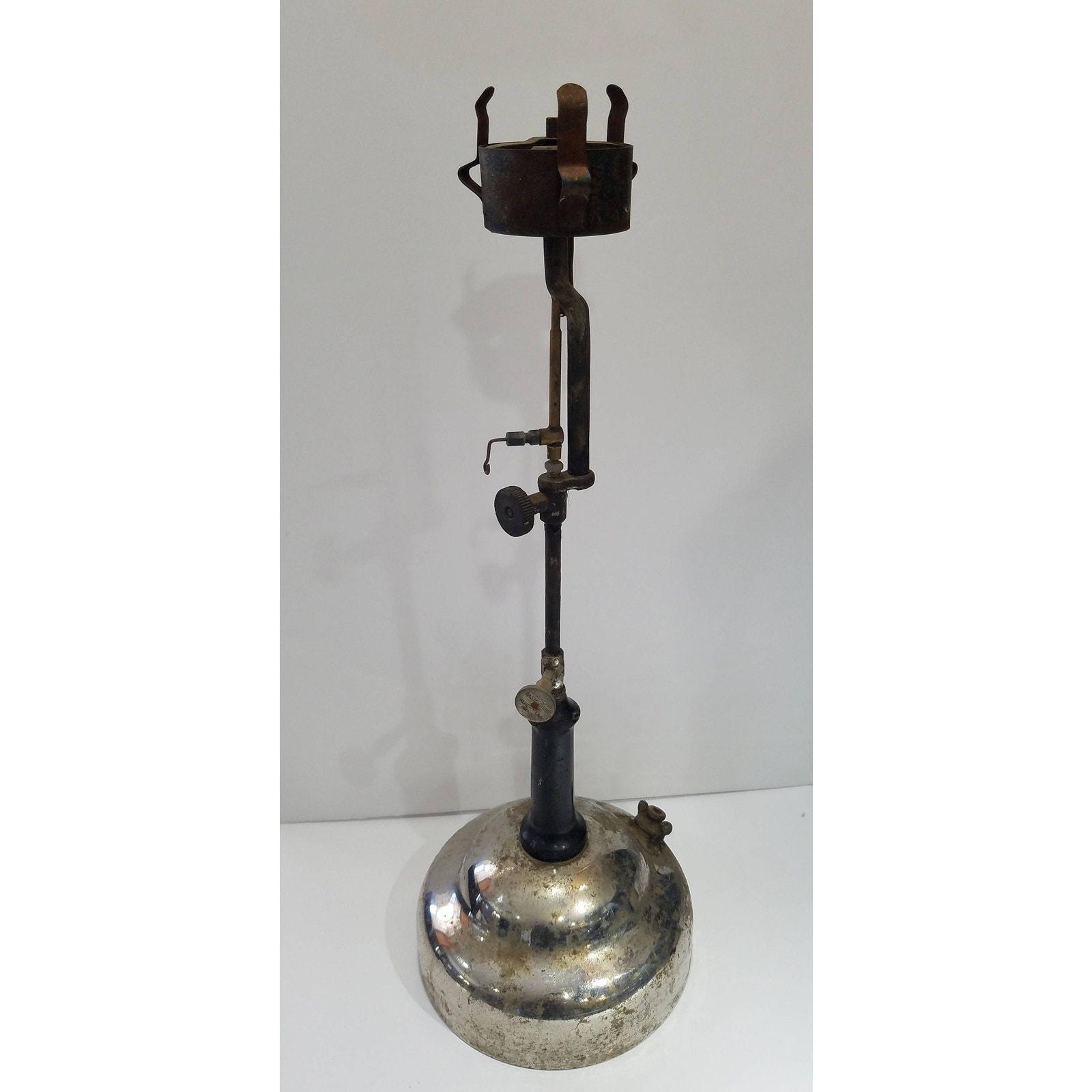 Vintage Gas Table Lamp made by AGM American Gas Machine - Albert Lea MN