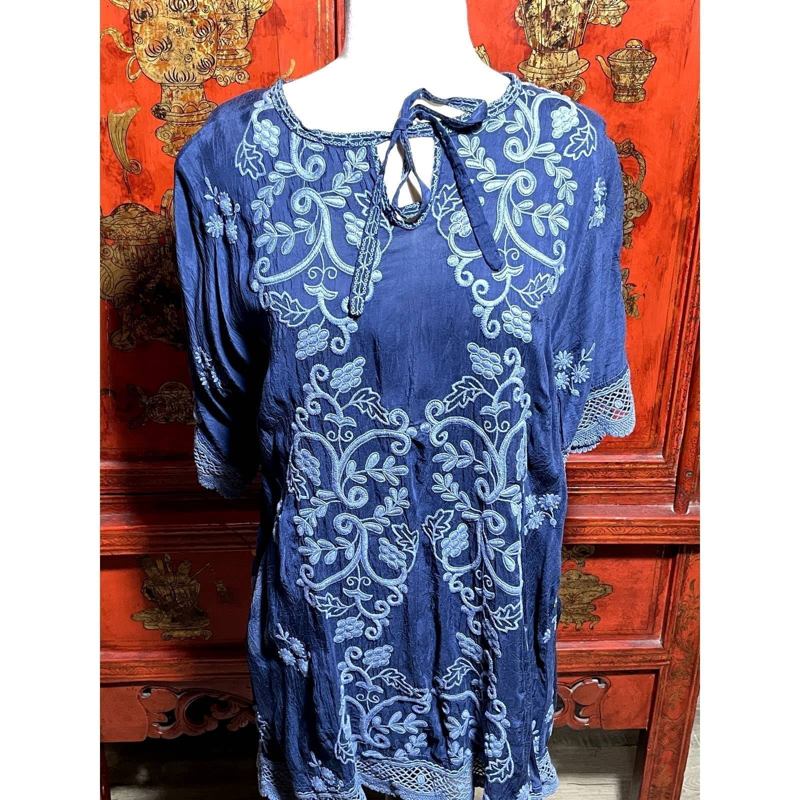 NWT Johnny Was Navy Floral Tunic Top - S